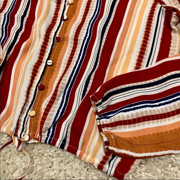 JACK BB DAKOTA | Striped Cropped Tie Front Blouse - Picture 6 of 6